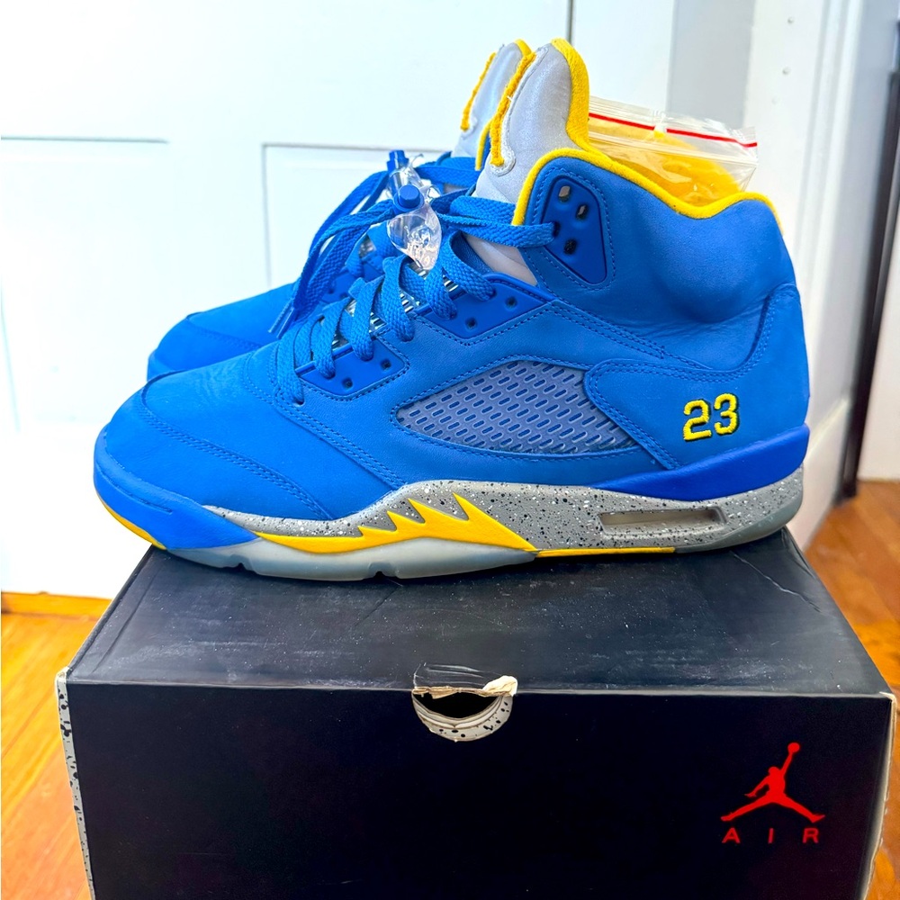 Air Jordan 5 Laney Blue
